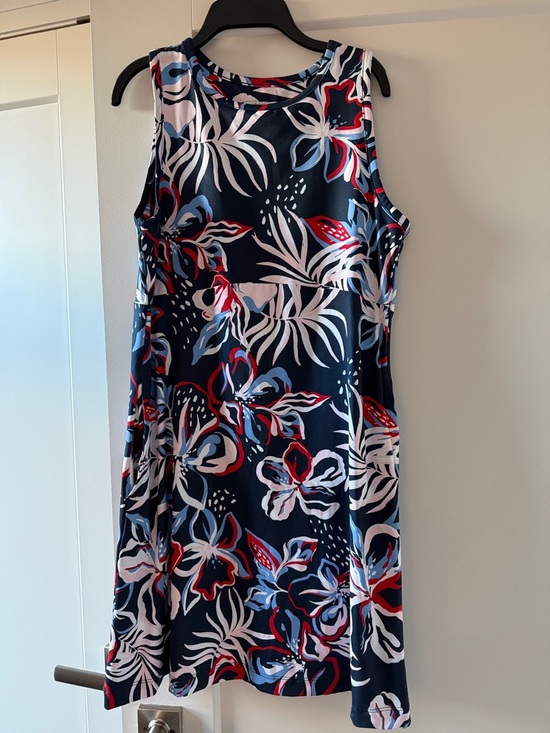 Columbia Dresses & Skirts - Columbia PFG Floral Sleeveless Shift Dress - Blue/Red/White